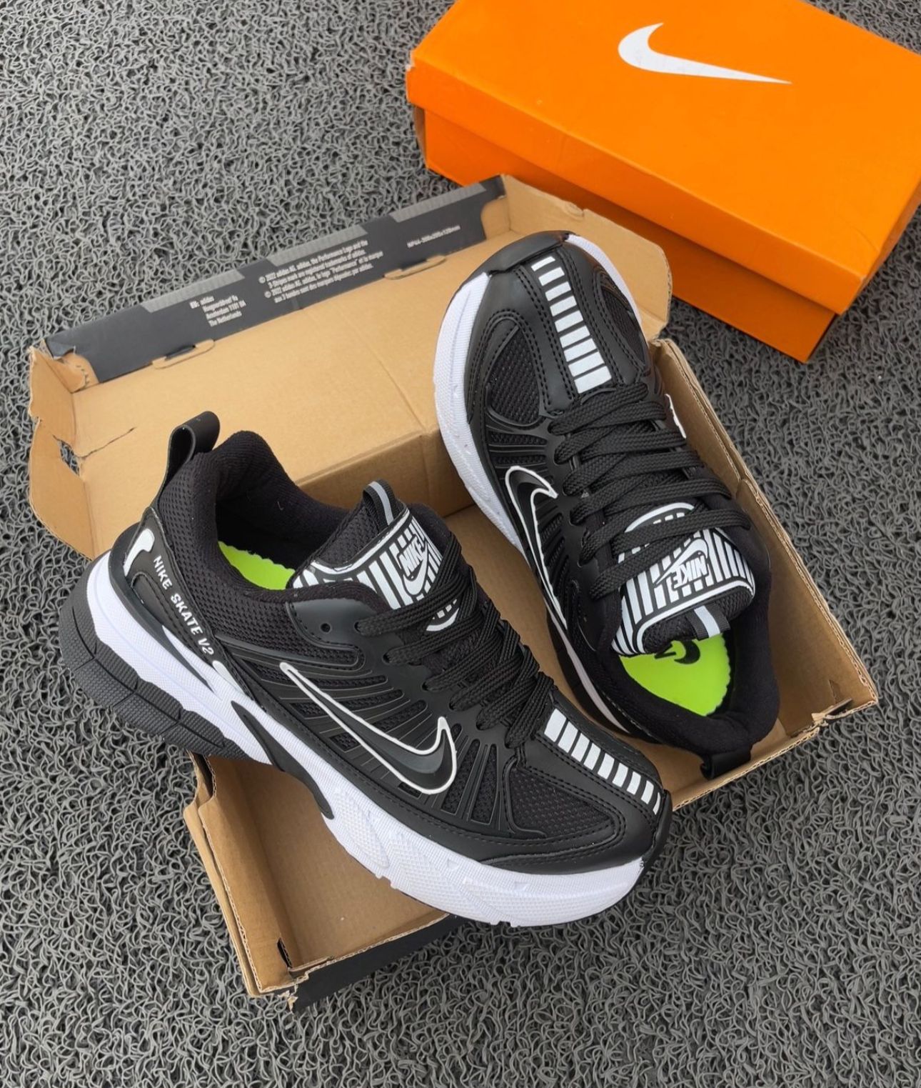 NIKE VK3