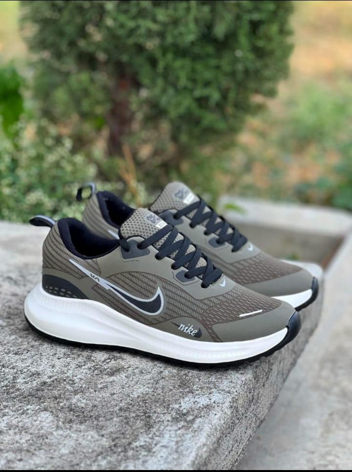 NIKE PREMIUM